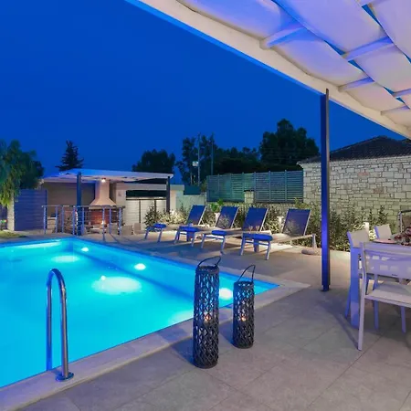 Lea - Brand New Modern Vila *