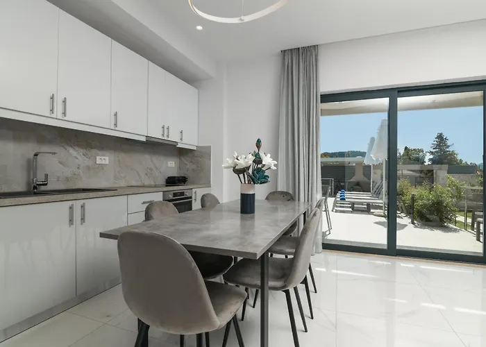 Lea - Brand New Modern Villa! فيلة
