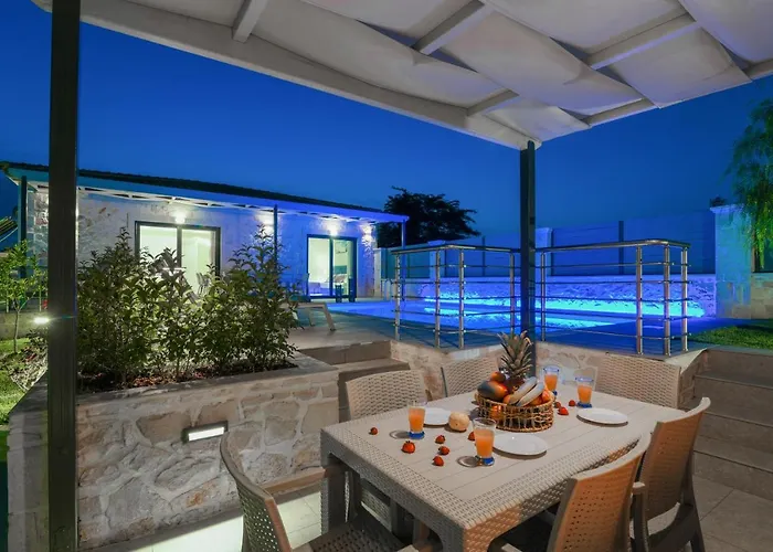 Βίλα Lea - Brand New Modern Villa!