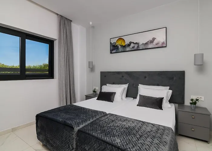 Lea - Brand New Modern Villa! فيلة Gaitani